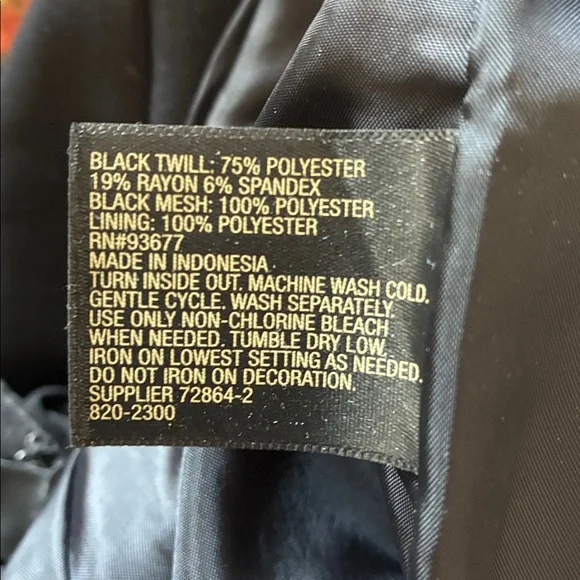 NWOT Worthington black pencil skirt with sequins Size 16 polyester blend - Picture 5 of 5